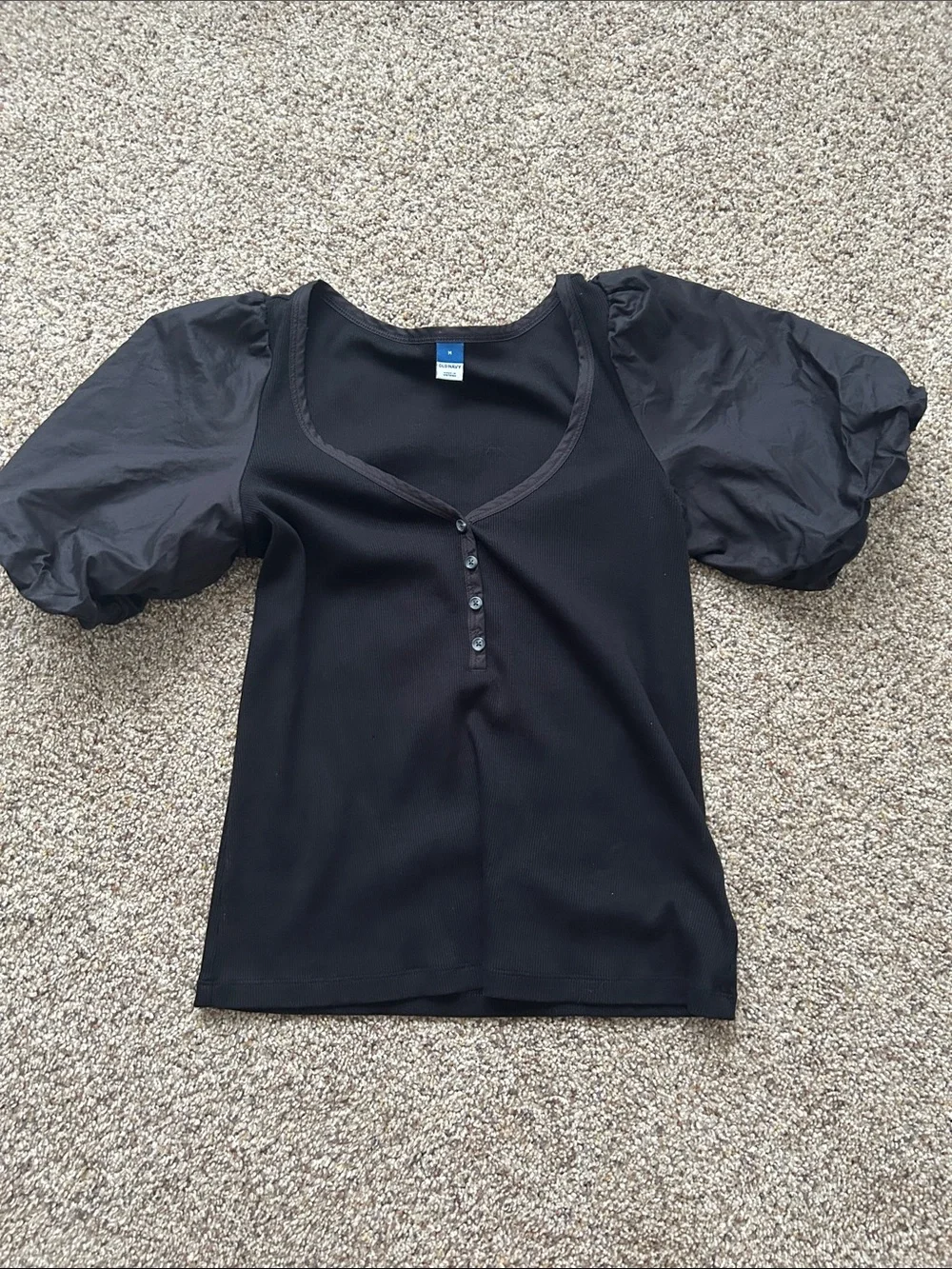 NWOT Black V Neck Puff Sleeve Top